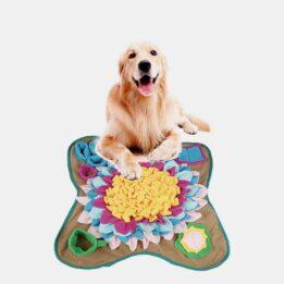 Newest Design Puzzle Relieve Stress Slow Food Smell Training Blanket Nose Pad Silicone Pet Feeding Mat 06-1271 www.gmtproducts.com